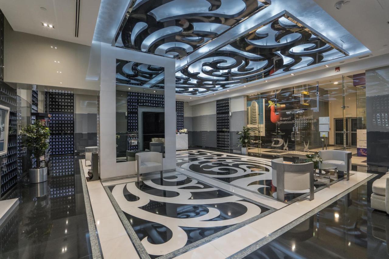 Higuests - Luxury Apartment In The Iconic Park Towers Дубай Екстериор снимка